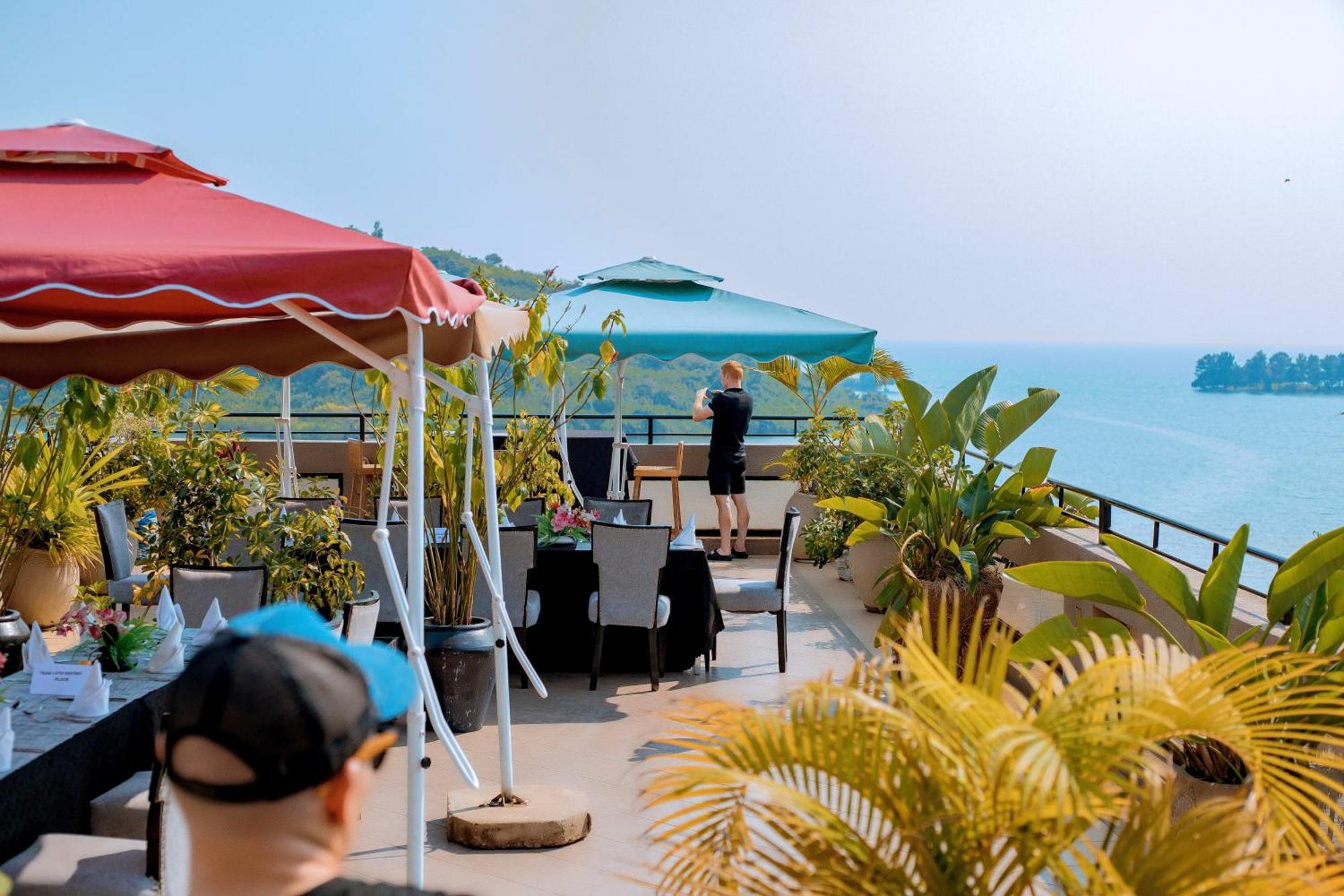 Kivu Hilltop View Resort Gisenyi Exterior foto